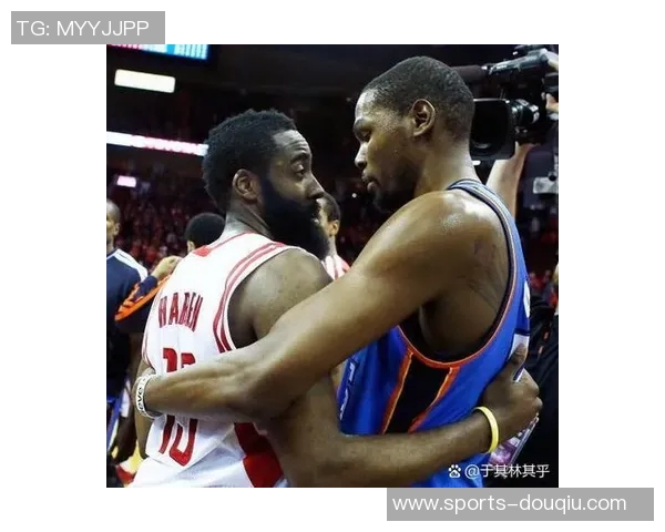 KD回忆19年跟腱断裂经历坚持复出渴望争取三连冠荣耀